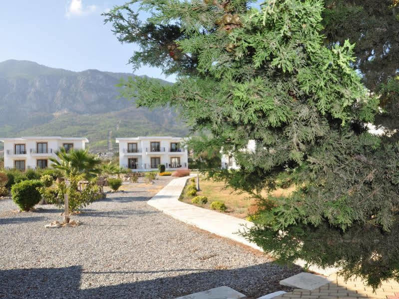 לאפיטוס Sempati Hotel מראה חיצוני תמונה