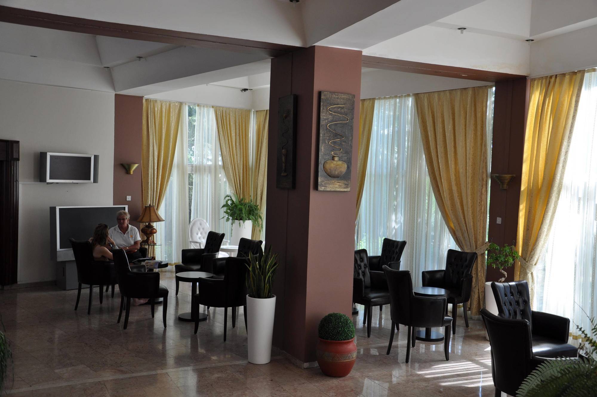 לאפיטוס Sempati Hotel מראה חיצוני תמונה